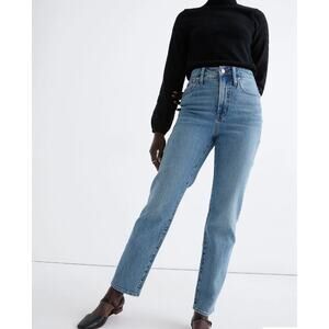 Madewell The Curvy Perfect Vintage Straight Jean in Hoye Wash